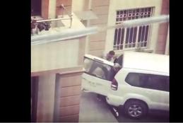 Körpələrdən ərzaq oğurlayanların –  Yeni videosu