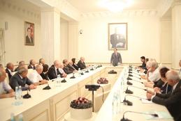 Gəncənin yeni icra başçısı şəhər ağsaqqalları ilə görüşdü  FOTO