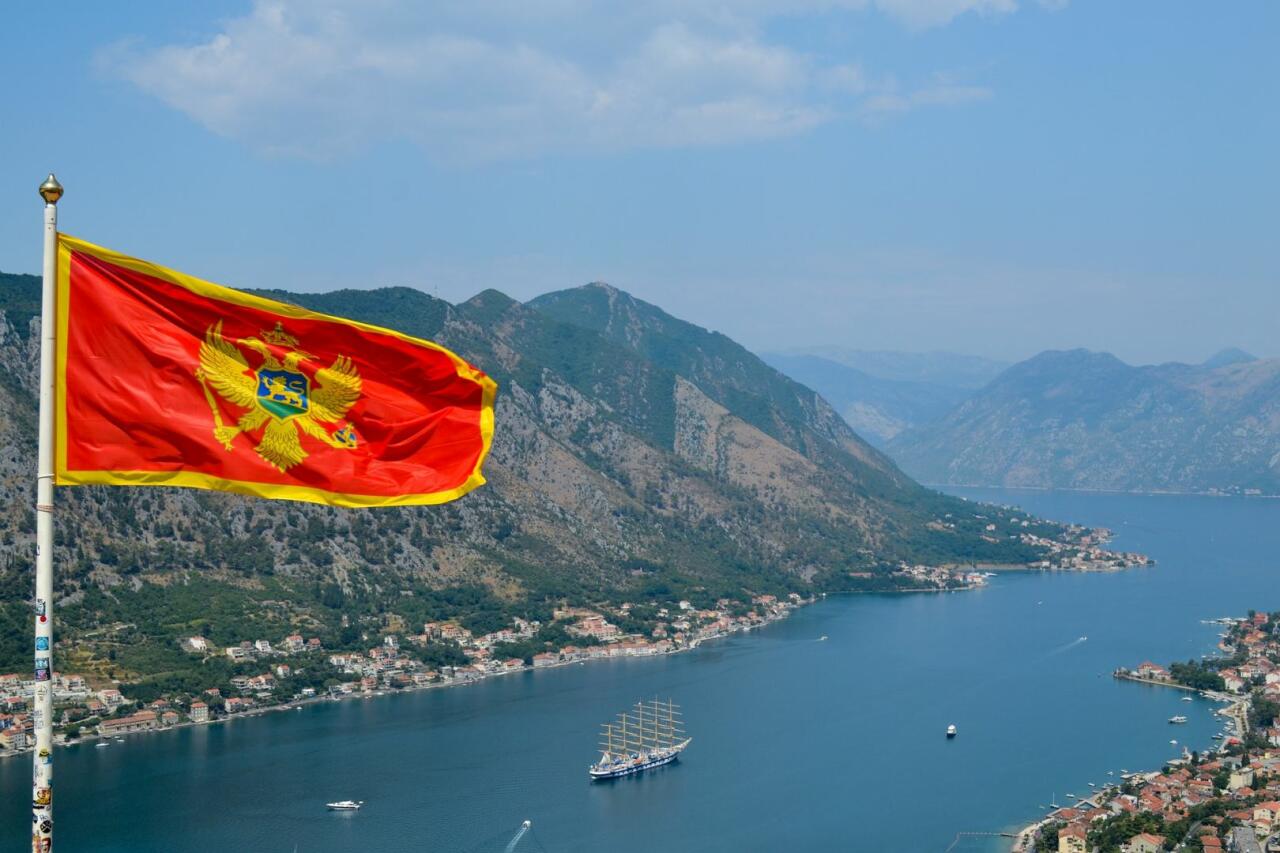 Monteneqro prezidenti parlamenti buraxıb
