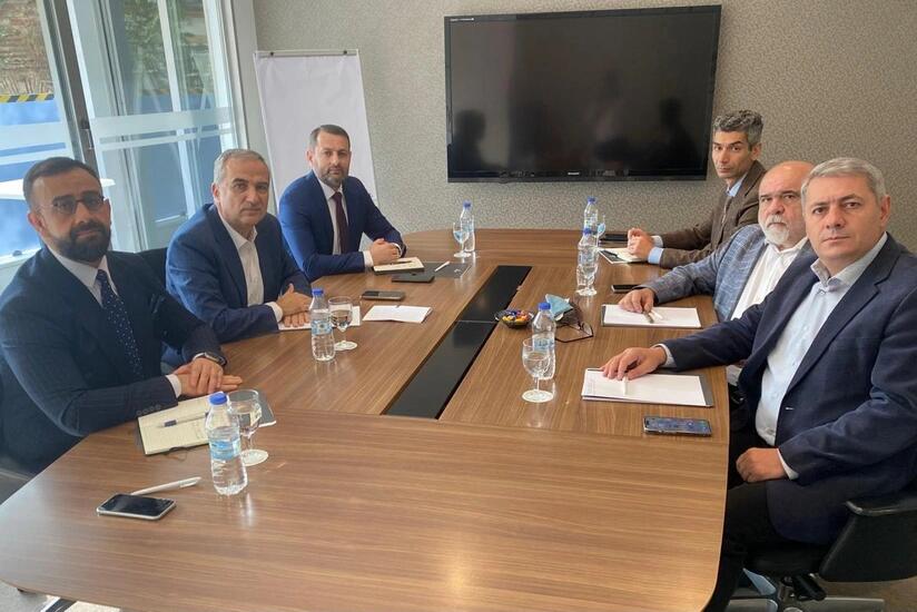 Azerbaijani and Armenian political experts hold discussions in Istanbul