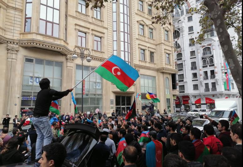 Müharibə dövründə xalq öz birliyini nümayiş etdirdi- ÖZƏL