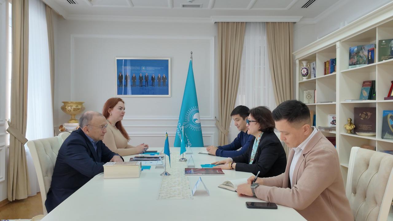 Turkic Culture and Heritage Foundation and AlmaU discuss prospects for cooperation